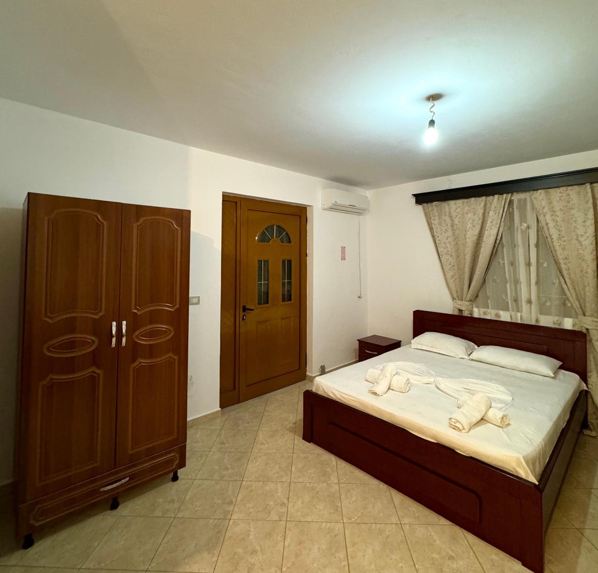 Melita Apartments Ksamil Esterno foto