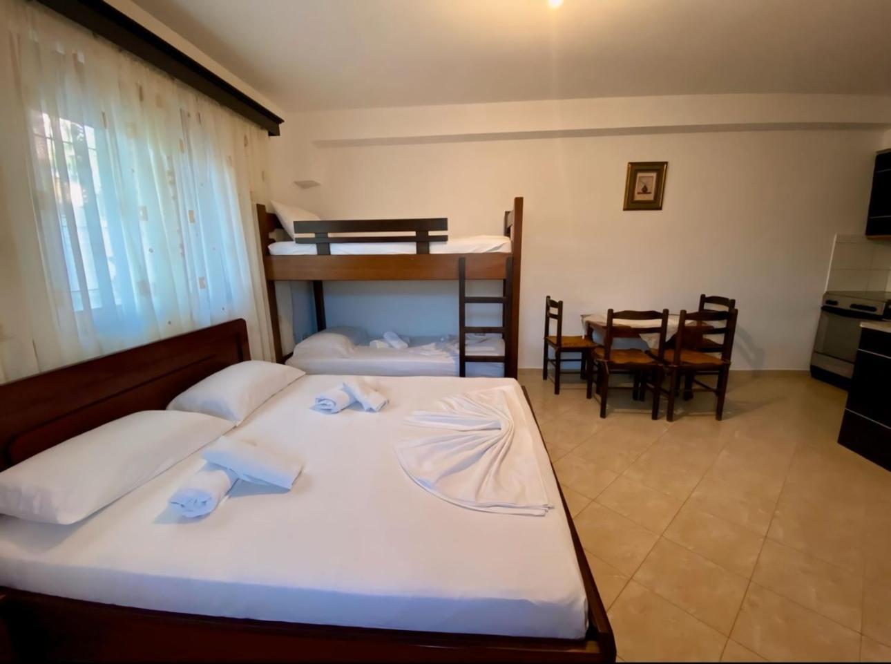 Melita Apartments Ksamil Esterno foto