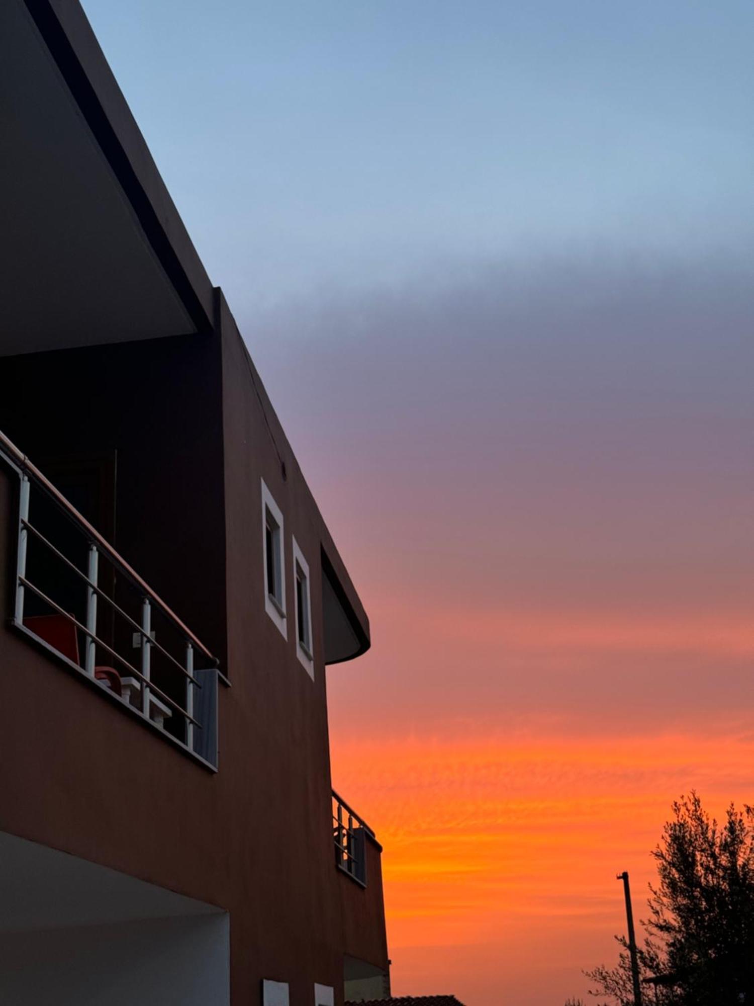 Melita Apartments Ksamil Esterno foto